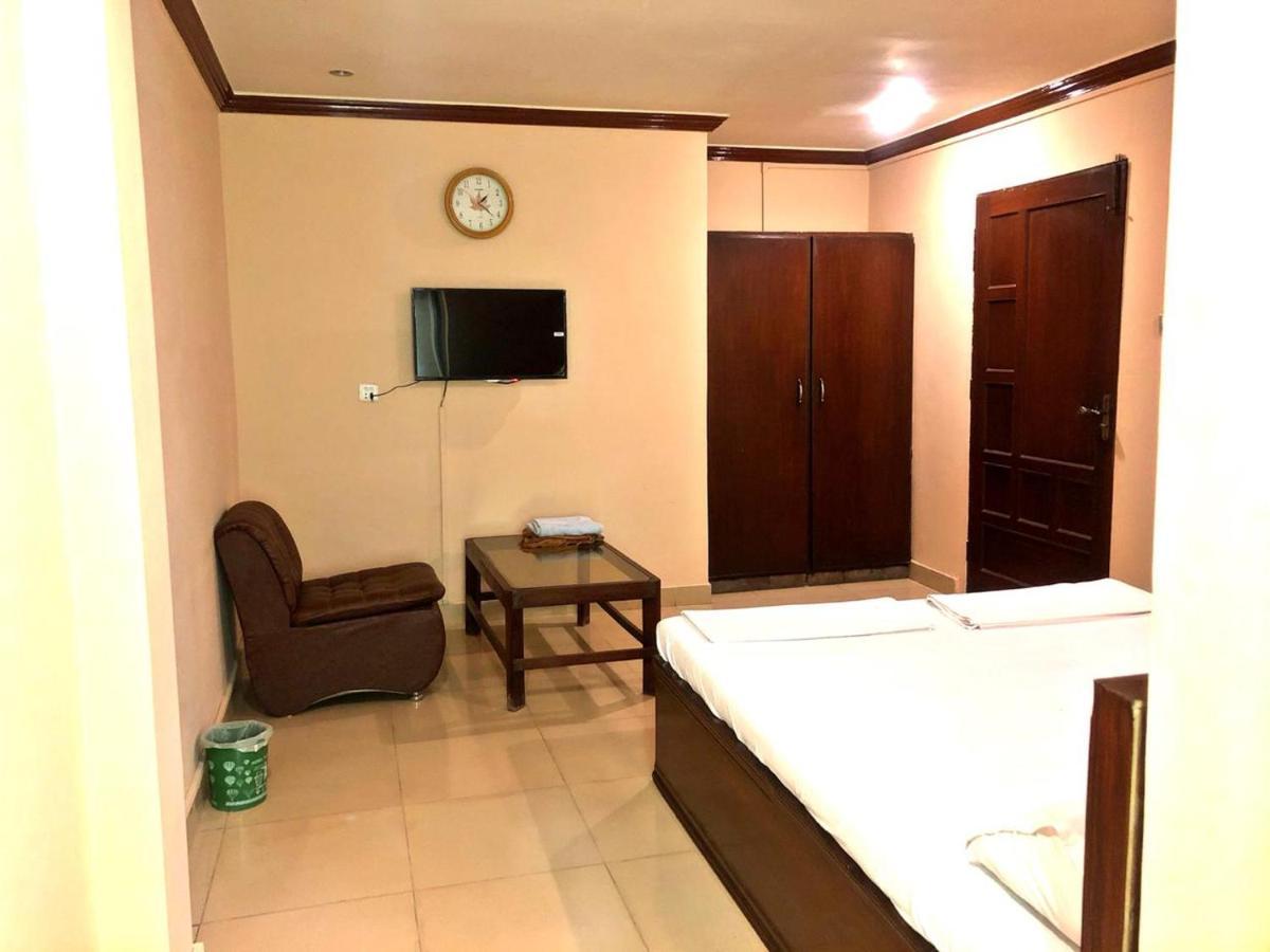 Babar House Hotel ไฟซาลาบัด ภายนอก รูปภาพ